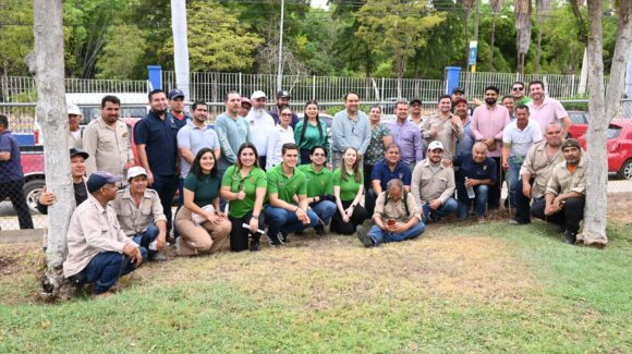 Plantan 33 árboles endémicos de bajo consumo de agua en Ciudad Universitaria de la UAS en Culiacán, Sinaloa