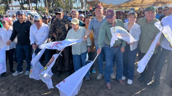 Playa Las Glorias de Guasave, Sinaloa, recibe certificado de adopción durante jornada estatal de limpieza