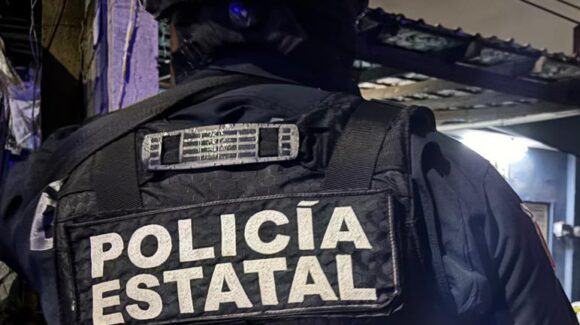 Enfrentamiento entre policías estatales y delincuentes deja un civil abatido en Las Tapias, Culiacán; hay armas y carros asegurados