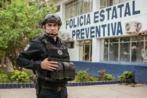 Policía