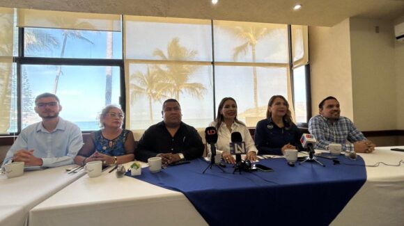 ‘Tres veces nos hemos acercado y está considerado’: PAN Sinaloa no descarta a Manuel J. Clouthier para la gubernatura en 2027