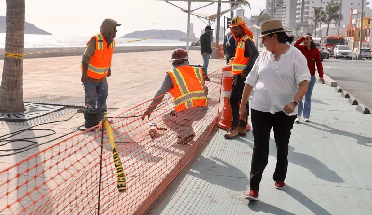 Presidenta municipal de Mazatlán supervisa inicio de rehablitación del malecón