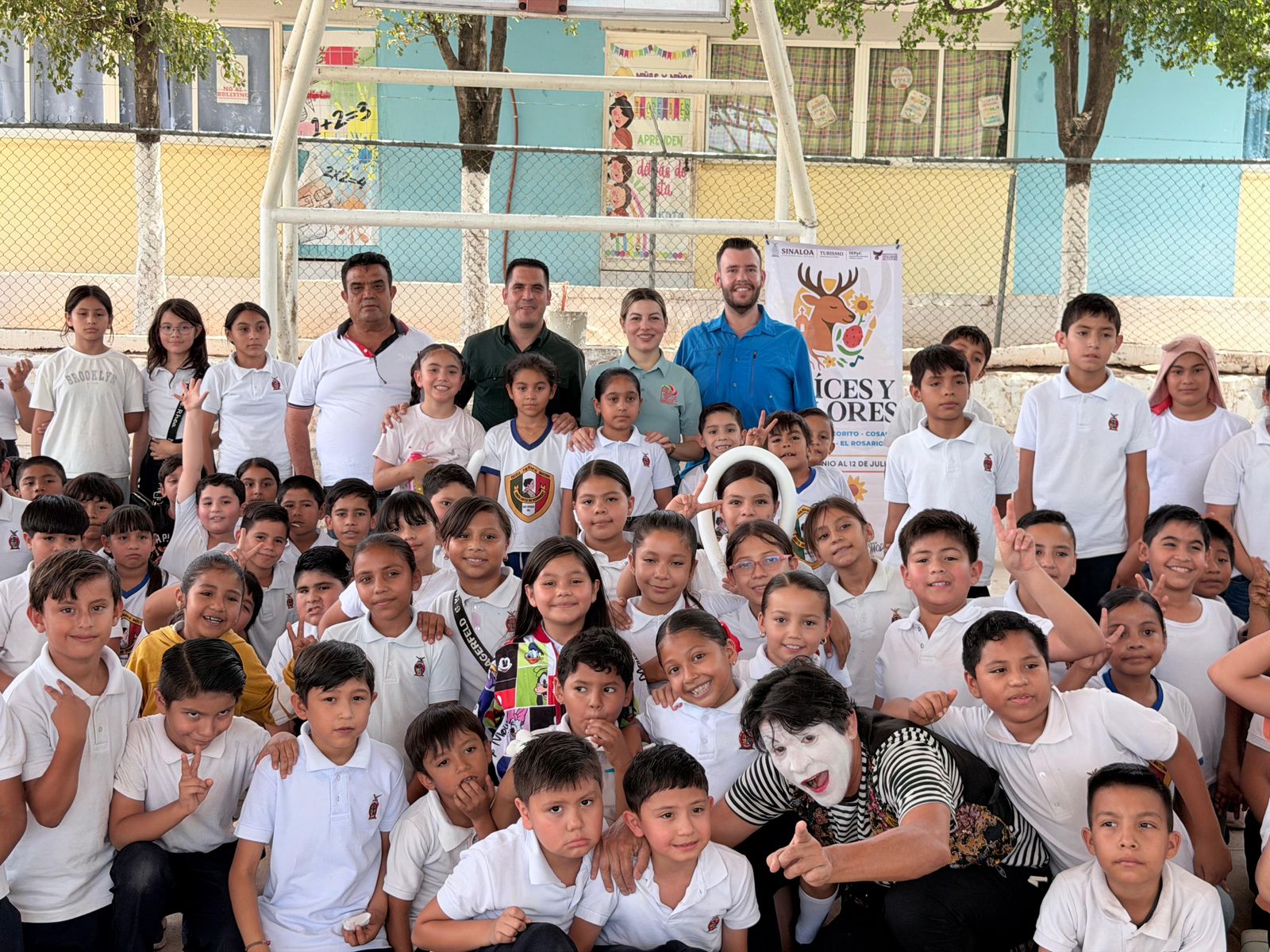 Programa "Raíces y Colores" en San Ignacio