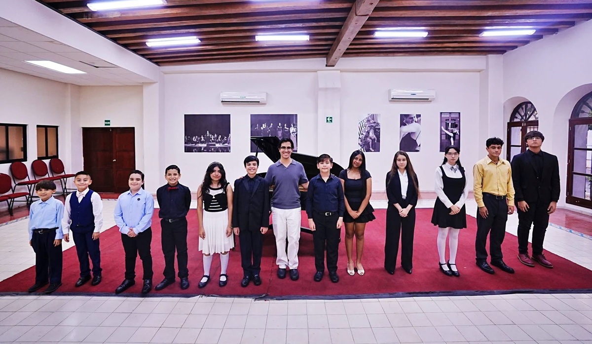 Recital de alumnos del Centro Municipal de las Artes, en Mazatlán
