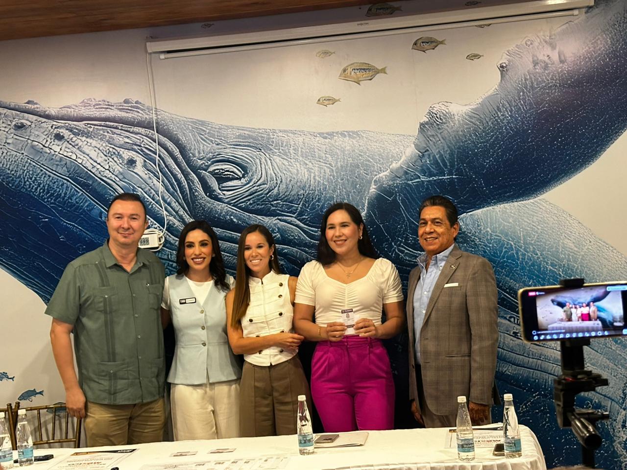 Entregan reconocimientos México Anfitrión 2026 en Mazatlán