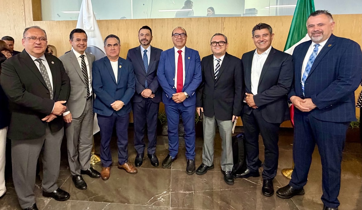 Rector de la UAS expone crisis financiera ante la Anuies y ASF