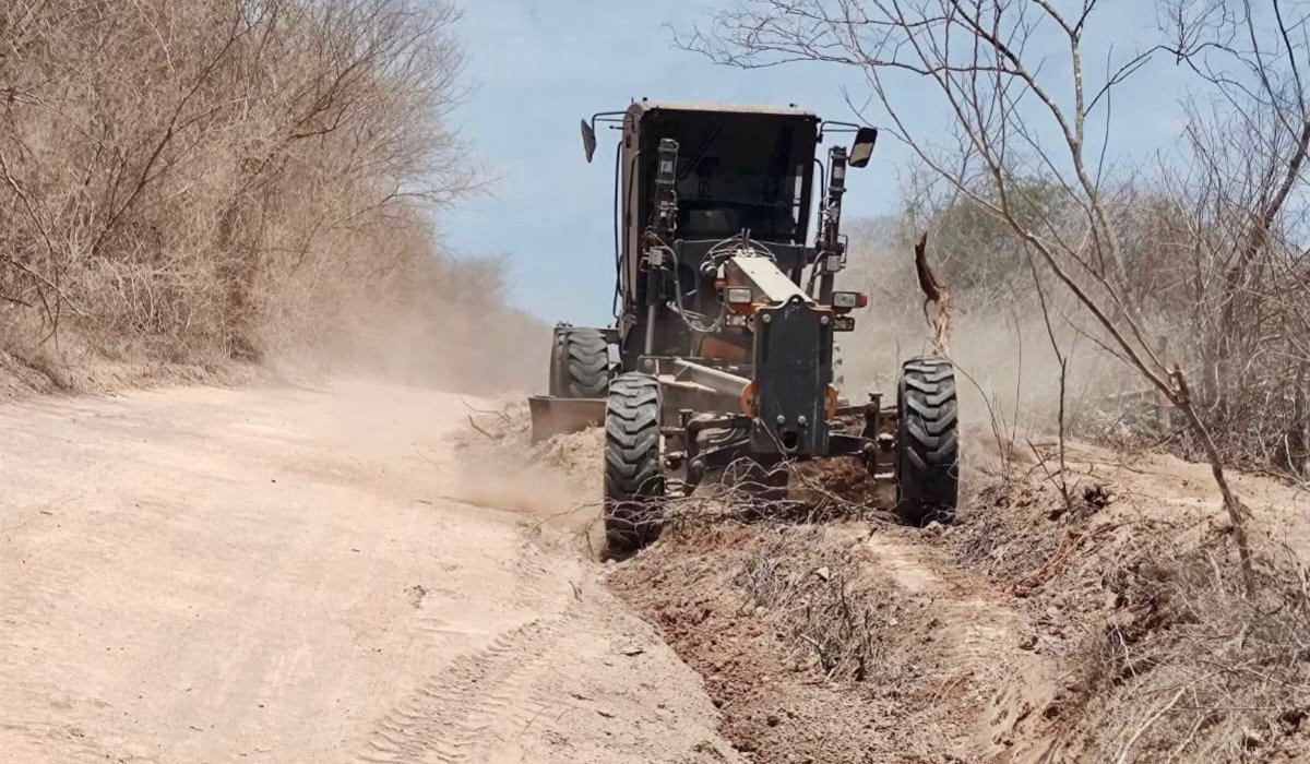 Rehabilitación de calles y caminos en Mazatlán