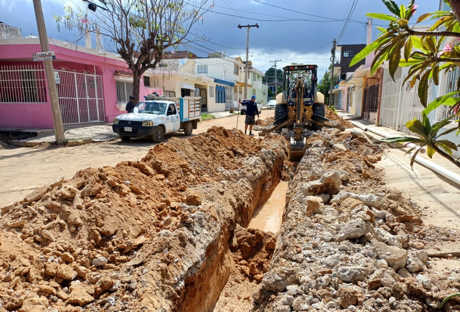 Renuevan la red de agua en la calle Estadio de Mazatlán