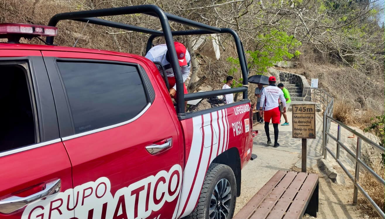 Rescate de mujer en Mazatlán