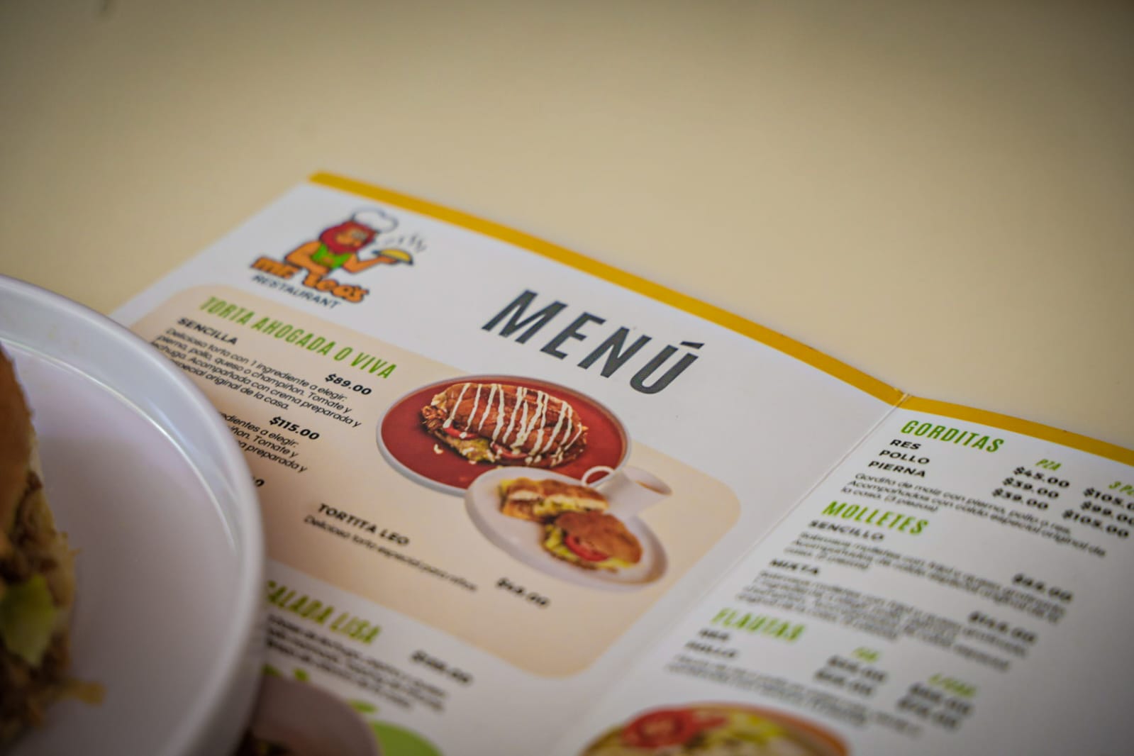 Restaurant Mr. Leo’s