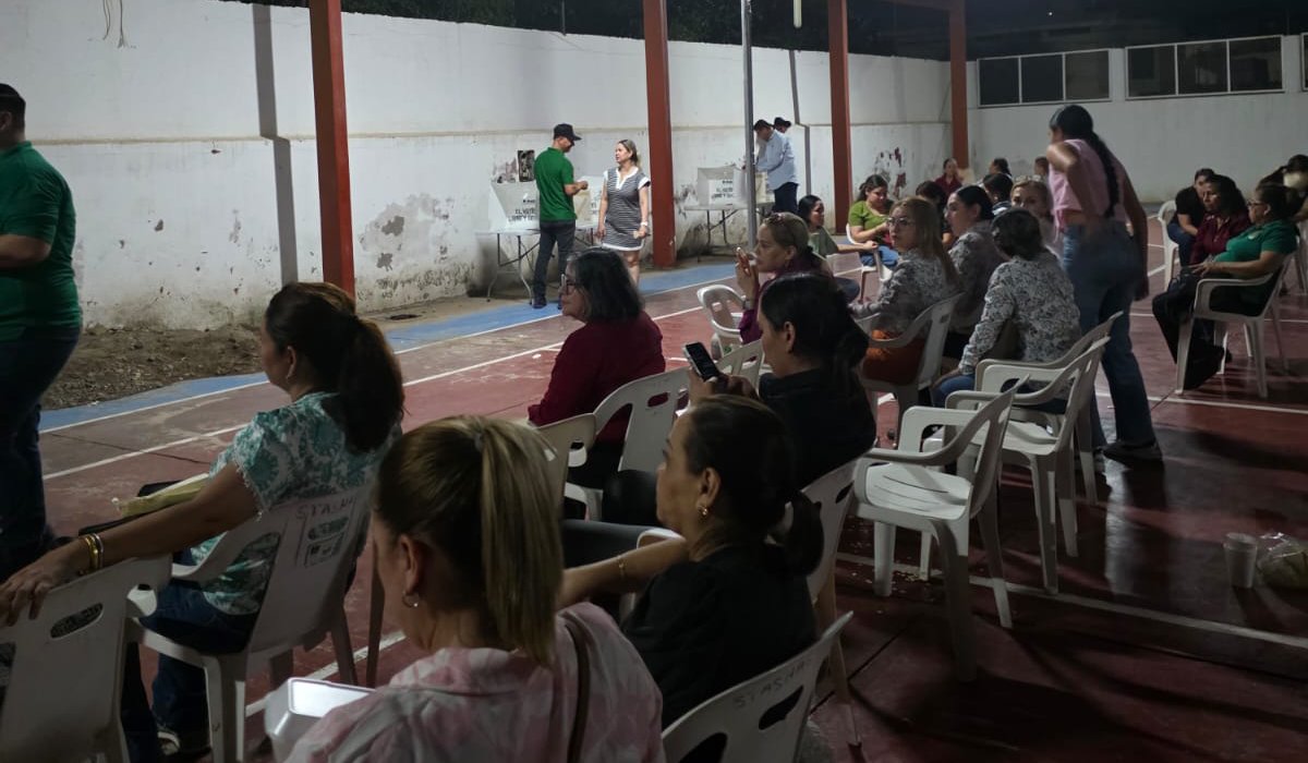 Reunión del Stashag para decidir si estallan huelga en Guasave