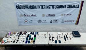 Aseguran objetos prohíbidos e ilícitos en penal de Aguaruto, en Culiacán