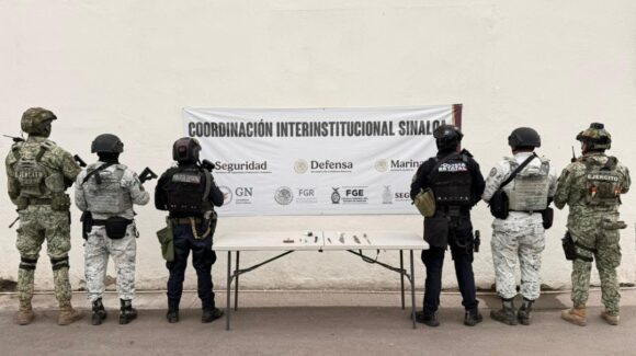 Cargadores para celular y puntas, aseguran este sábado en el Penal Aguaruto en Culiacán