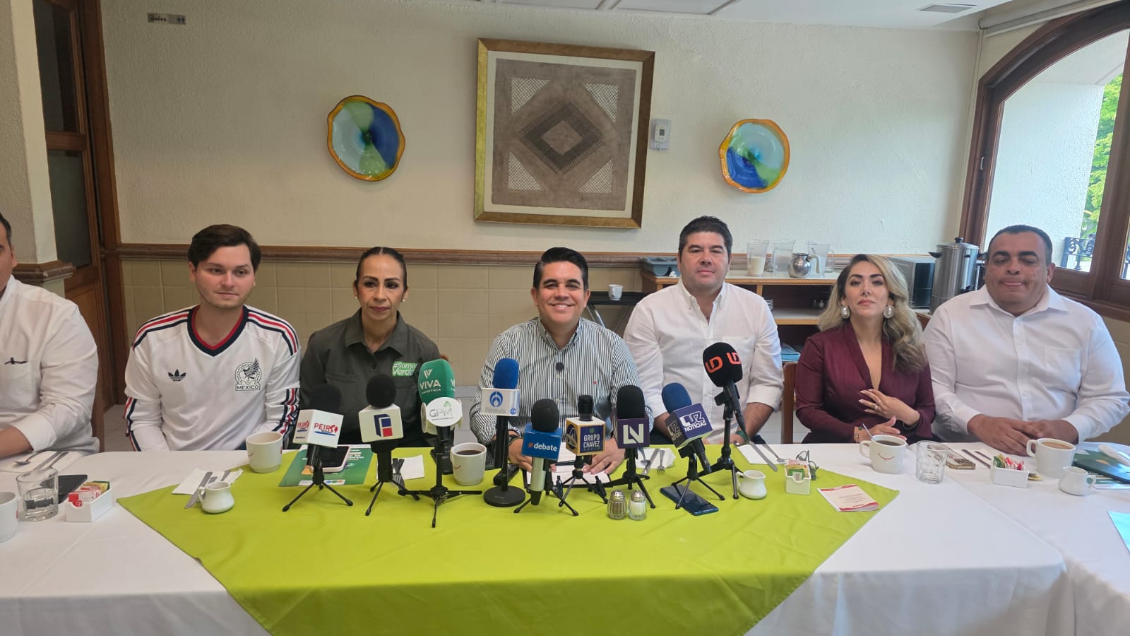 Ricardo Madrid en conferencia de prensa