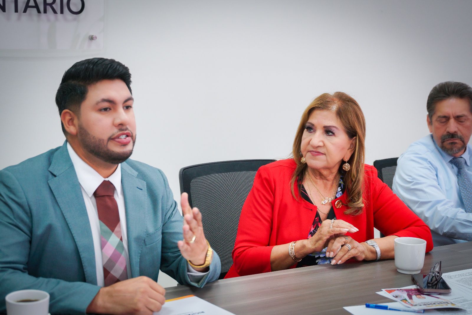 Richard Millán, alcalde de Elota, se reúne con diputados de Morena