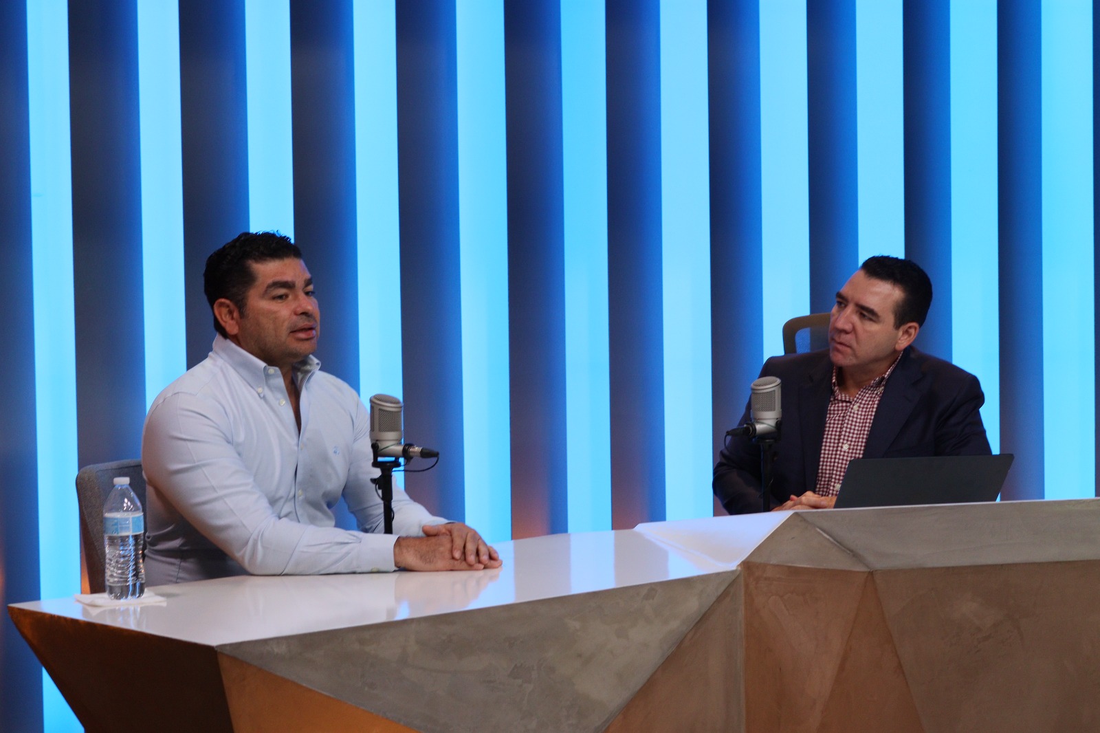 Rodolfo Valenzuela Sánchez con Luis Alberto Díaz en Los Noticieristas