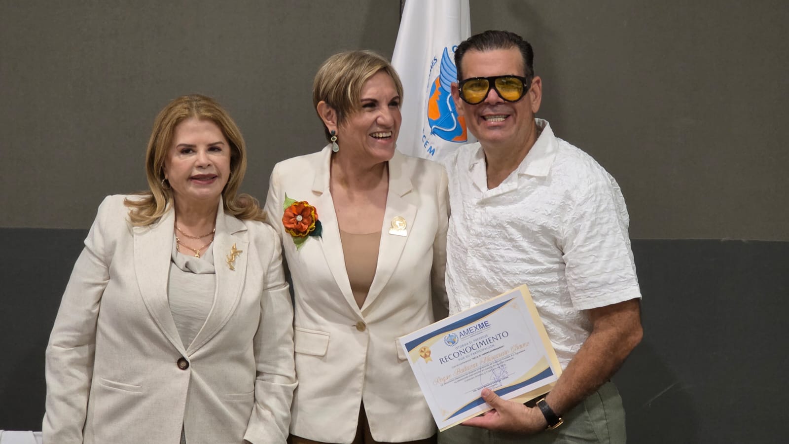 Alma Rebeca Astorga Yáñez con Roque Mascareño Chávez