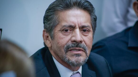 “Se va a revisar con exactitud”; solicitud de pensión para exjefe policíaco señalado por nexos con el narco está en la Comisión de Hacienda  