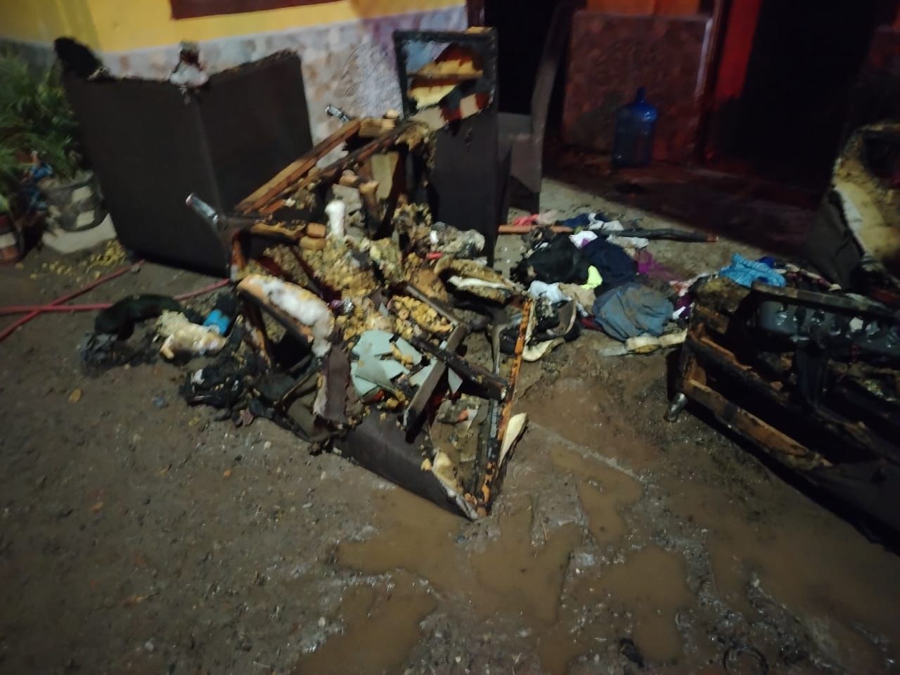 Se incendia vivienda en La Florida, Ahome