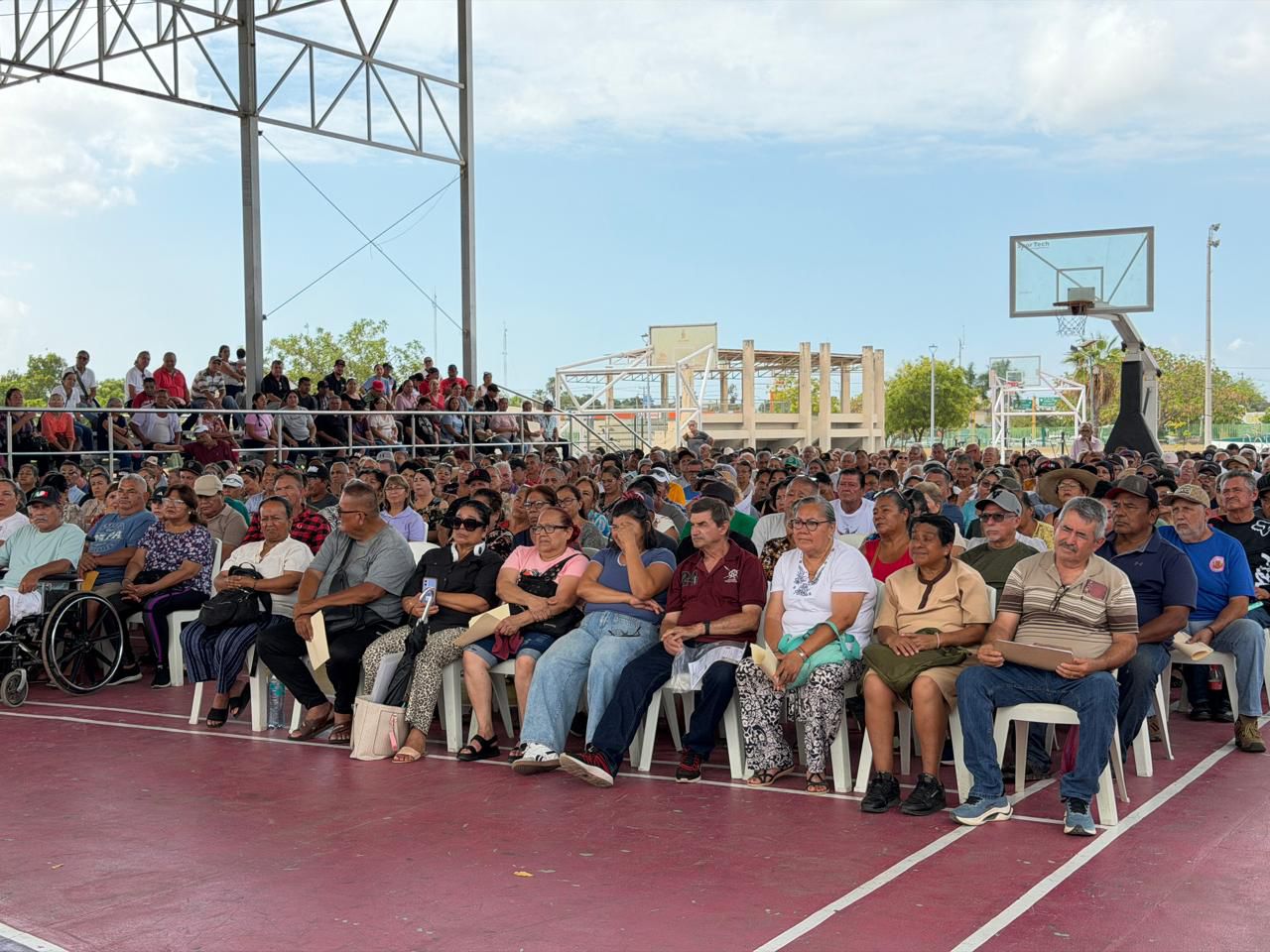 Entregan más de mil tarjetas del Banco del Bienestar a nuevos beneficiarios en Mazatlán
