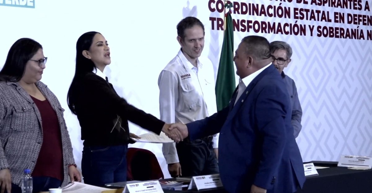 tomas lopez se registra para buscar la coordinacion de morena en sinaloa