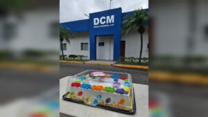 trabajadores de la uas protestan por tres años sin uniformes en mazatlan sin