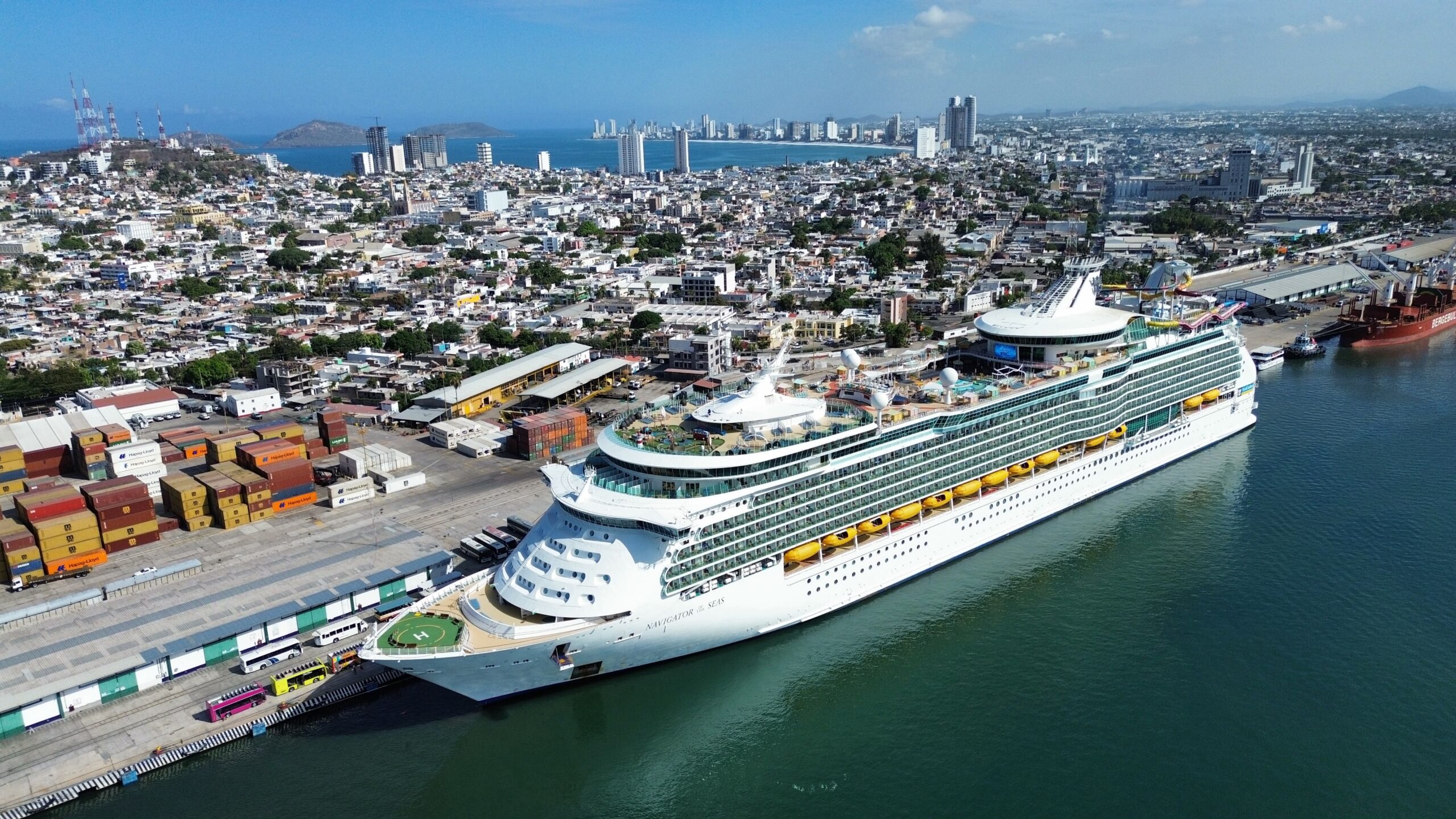 Crucero llega Mazatlán