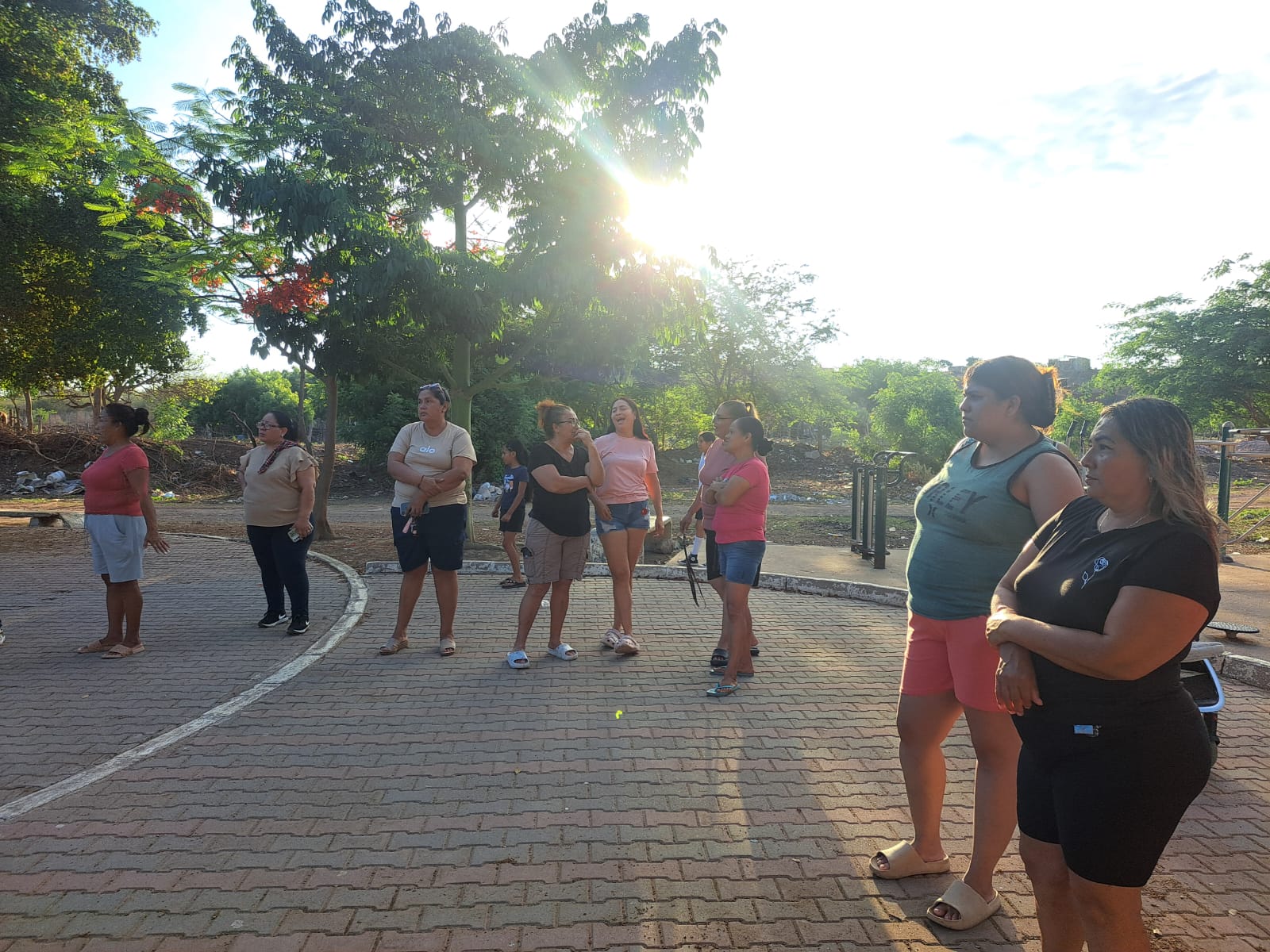 Vecinos de Alborada, en Mazatlán, denuncian apagones constantes