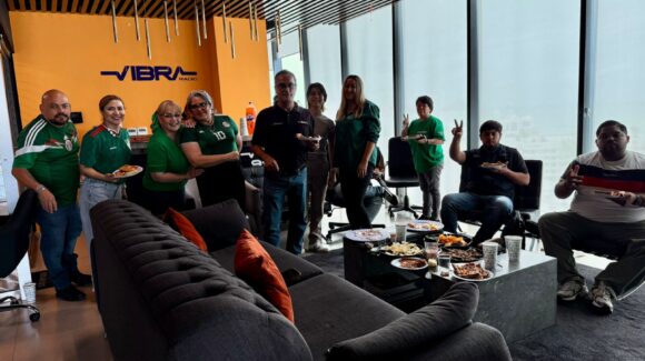 ¡Vibra Radio Mazatlán, Sinaloa, estalla de emoción! Así se vivió el triunfo de México en el arranque del Mundial 2026