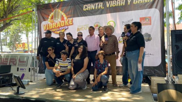 ¡Vibraoke enciende la Zona 030 de Los Mochis, Sinaloa! Con talento, música y grandes premios celebran Vibra Radio y Los Noticieristas su quinto aniversario