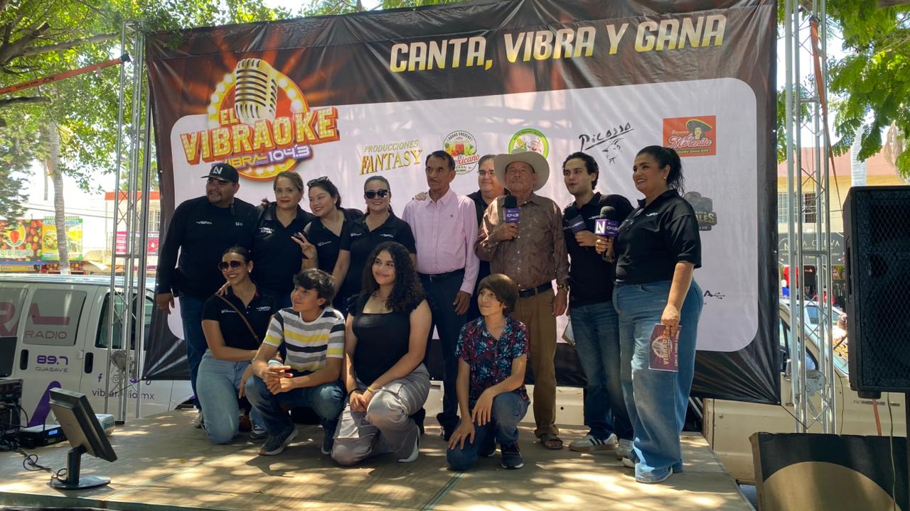 Vibra Radio y Los Noticieristas celebran con Vibraoke en Los Mochis su quinto aniversario