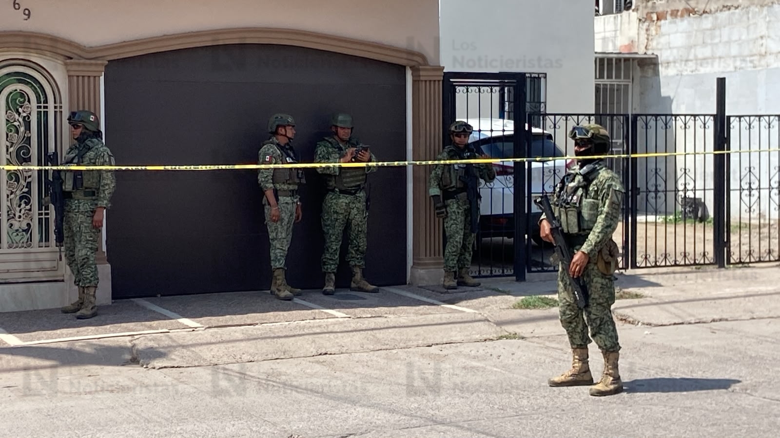 Ejecutan a balazos a un joven en la colonia Villas del Real de Culiacán
