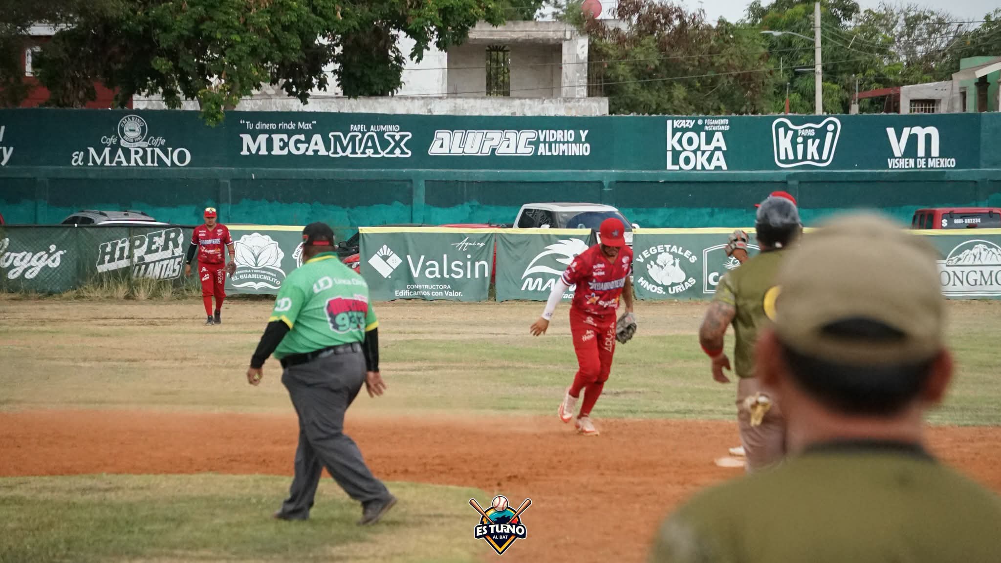 Agricultores evita la eliminación y manda la semifinal al límite; todo se definirá en Jahuara II
