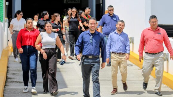 ¡Sonó la alarma y 300 personas corrieron a evacuar! Así el simulacro de incendio en Torre Buks de Mazatlán, Sinaloa