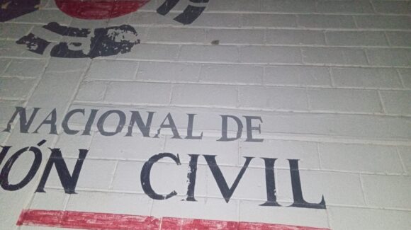 Vehículo con impactos de bala y ataque en instalaciones de Seguridad Pública movilizan a corporaciones en Escuinapa, Sinaloa