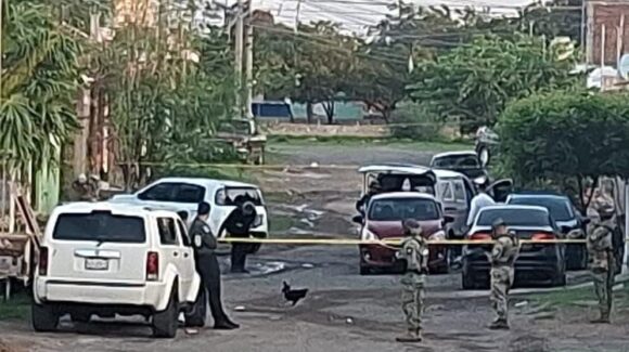 Ataque armado deja dos hombres sin vida y un lesionado en la colonia Valles del Ejido, en Mazatlán