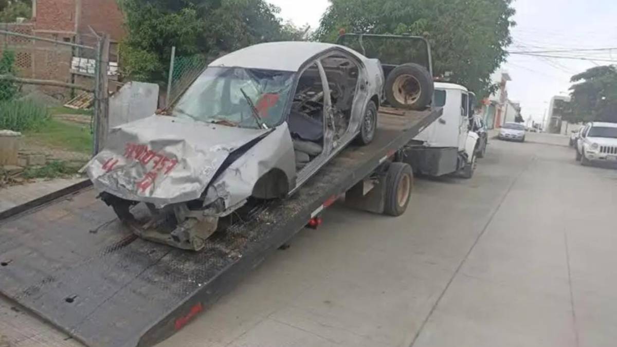 Autos chatarra en Culiacán