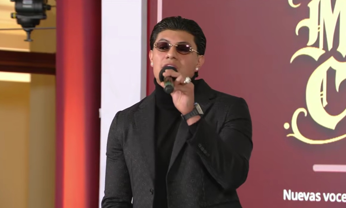 Bogueto interpreta 'Mi Barrio' en 'La Mañanera'