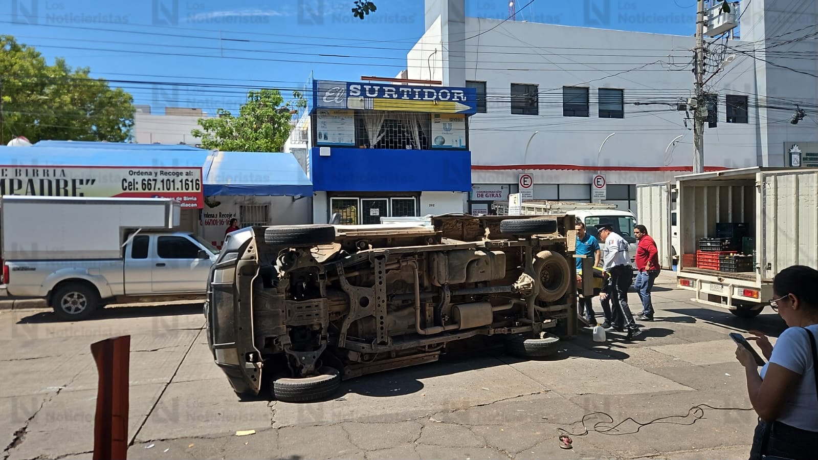 Choque entre patrulla del Ejército Mexicano y camioneta deja tres lesionados en Culiacán