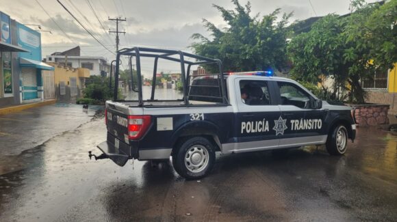 Cierran vialidades en Mazatlán, Sinaloa por lluvias; estos son los puntos bloqueados para evitar accidentes