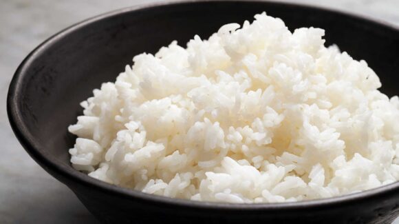 ¿Es seguro recalentar el arroz? Lo que debes saber para evitar riesgos a la salud