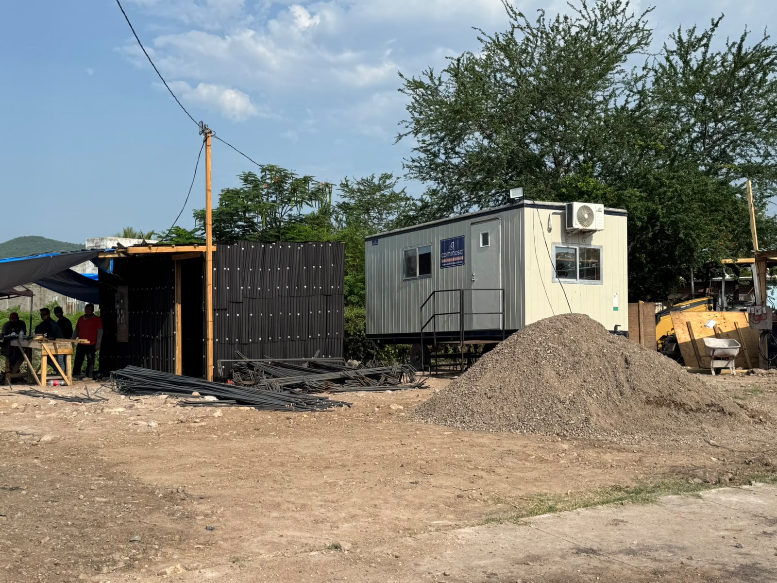 Vecinos de Hacienda Alameda, en Culiacán, se manifiestan contra construcción de Centro de Bienestar Animal