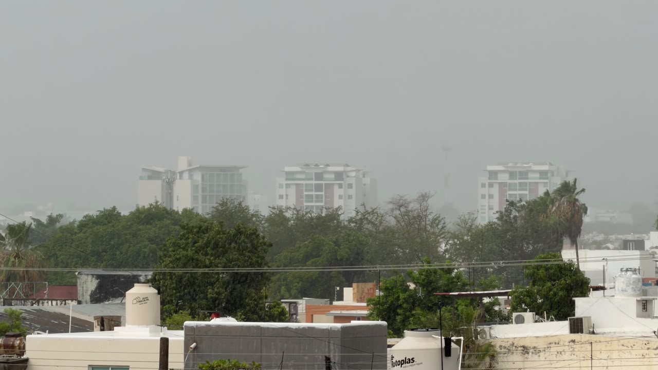 Culiacán amanece con lluvias fuertes