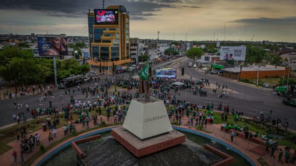 Miles de asistentes se reúnen en “La Canasta”, Culiacán, para apoyar a la Selección Mexicana