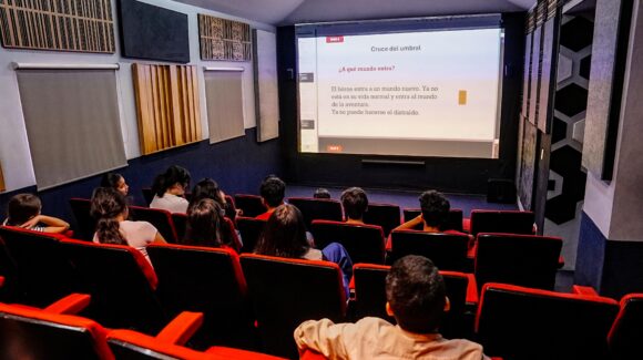 Entre cuentos y arte, niñas y niños descubren el placer de leer en los cursos de verano del CMA en Mazatlán, Sinaloa