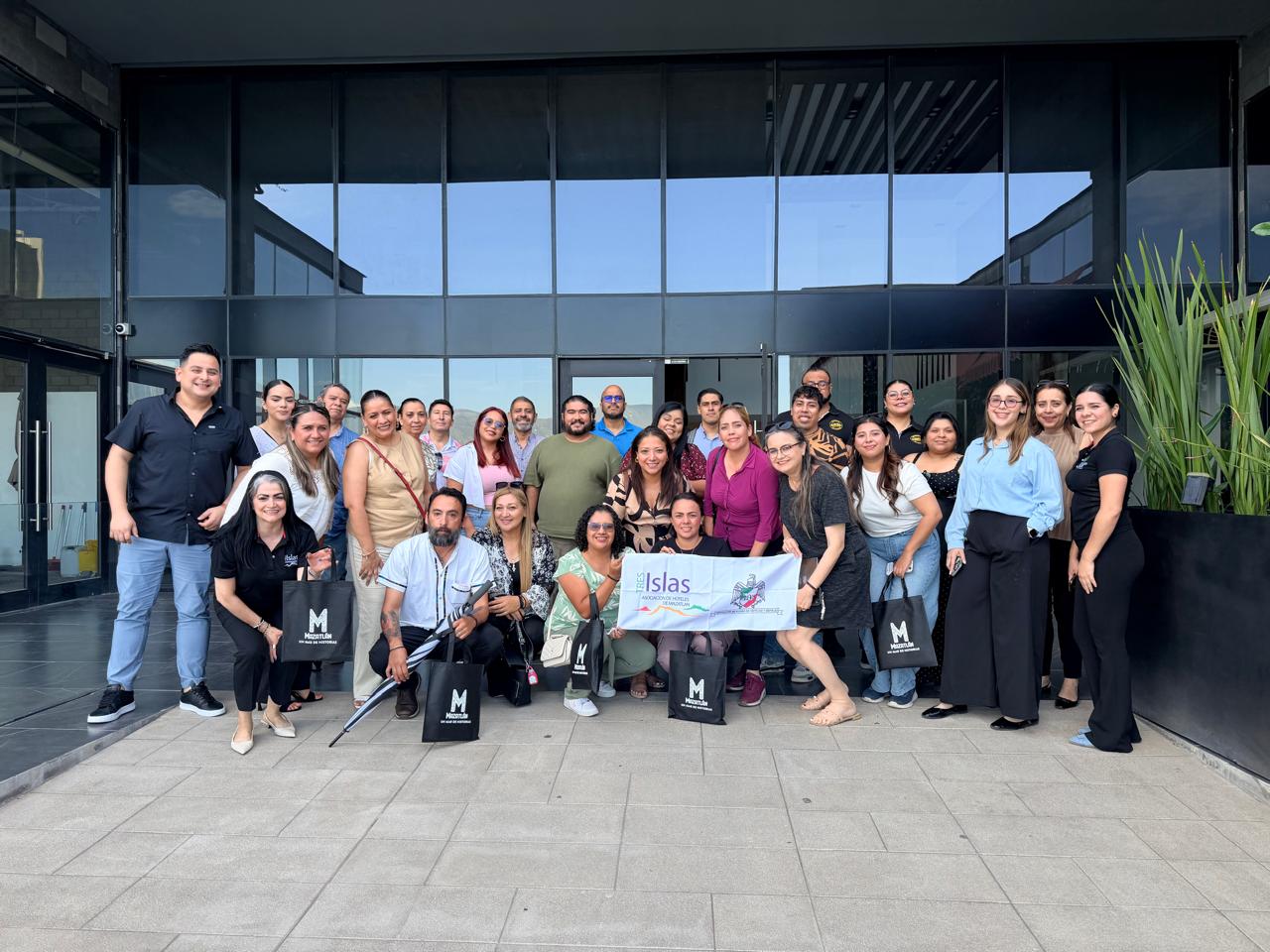 Destino Mazatlán, Sinaloa hace caravana de promoción por 5 ciudades de México