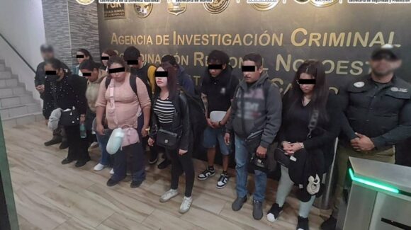 ¡Querían pasar 165 kg de cocaína en maletas! Detienen a 6 mujeres y 5 hombres en el Aeropuerto de Tijuana, BC