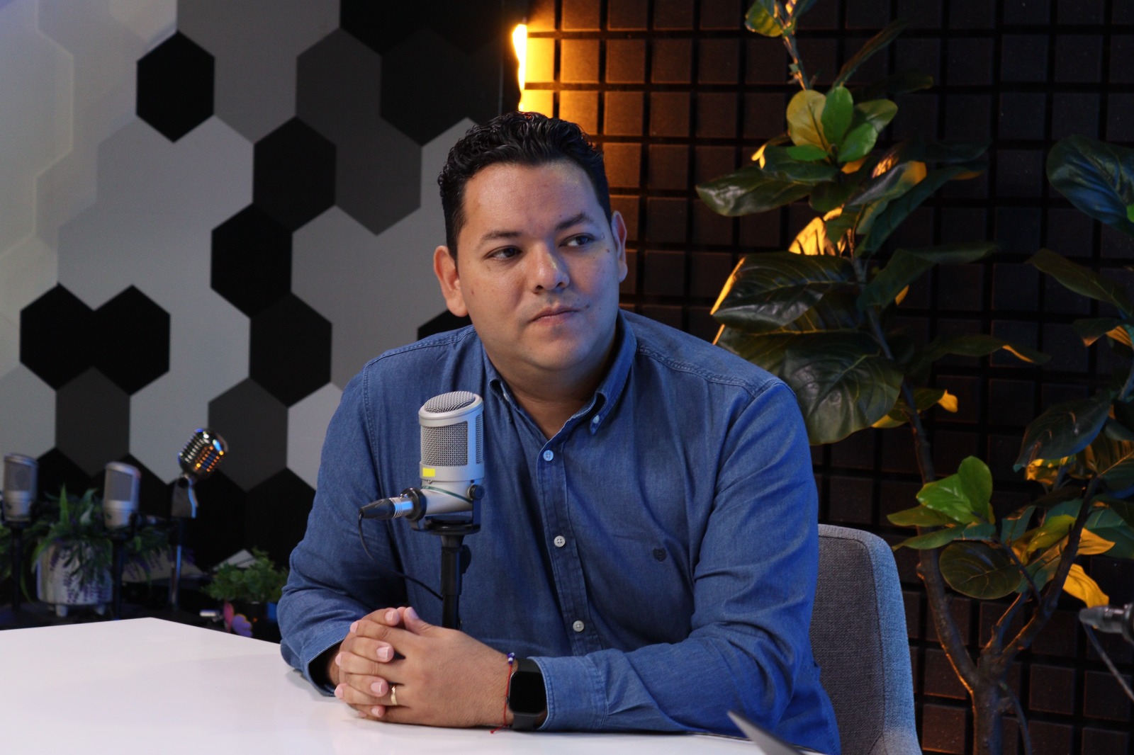 Edgar Barraza, dirigente de Morena en Sinaloa en Los Noticieristas