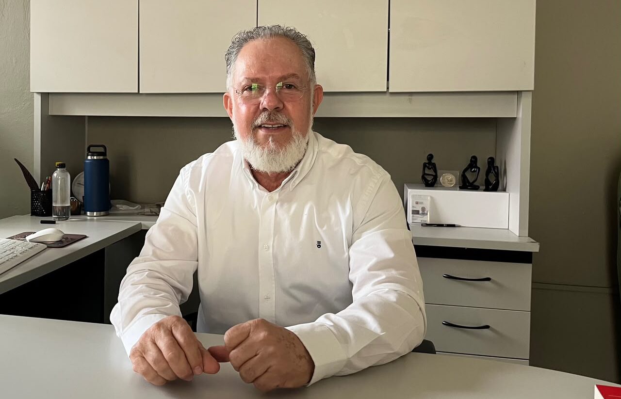 El director del Centro de Integración Juvenil (CIJ) en Culiacán, Manuel Velázquez Ceballos