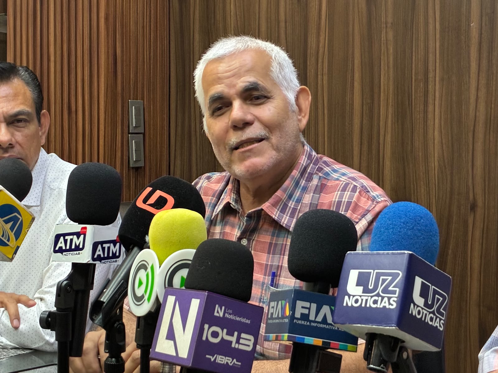 Empresarios de la Intercamaral en Los Mochis
